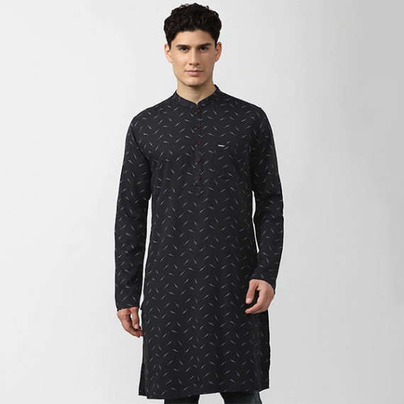 http://35.154.202.155/products/men-black-geometric-printed-kurta-1