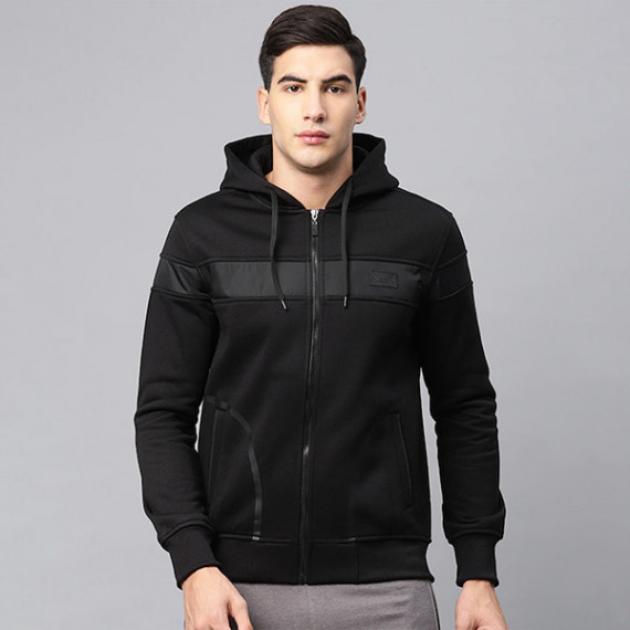 http://35.154.202.155/products/men-black-solid-bomber