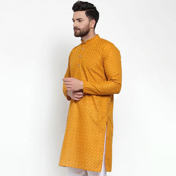 http://35.154.202.155/products/men-mustard-yellow-thread-work-cotton-kurta