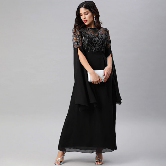 http://35.154.202.155/products/black-embellished-slit-sleeves-maxi-dress