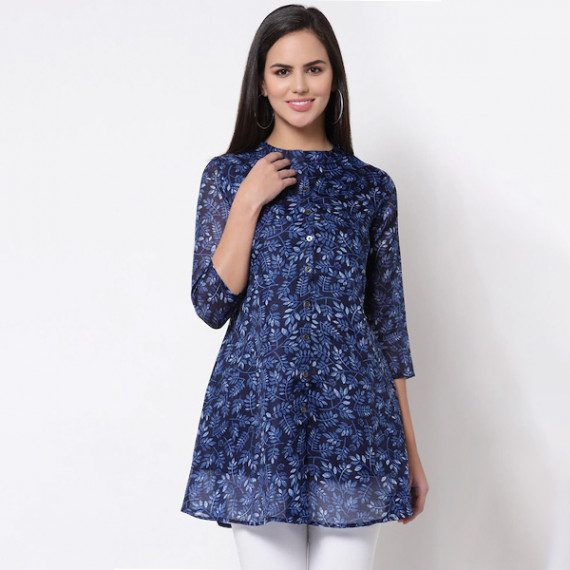 http://35.154.202.155/products/blue-printed-tunic