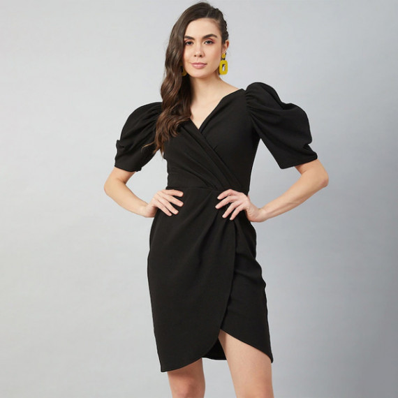 http://35.154.202.155/products/black-tulip-wrap-dress-with-volume-sleeves