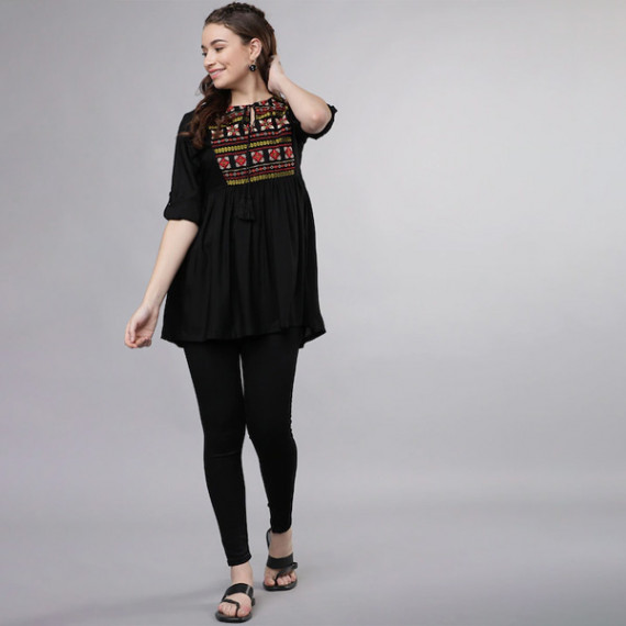 http://35.154.202.155/products/women-black-solid-tunic