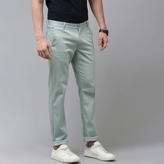 http://35.154.202.155/products/u-s-polo-assn-men-grey-printed-denver-slim-fit-trousers