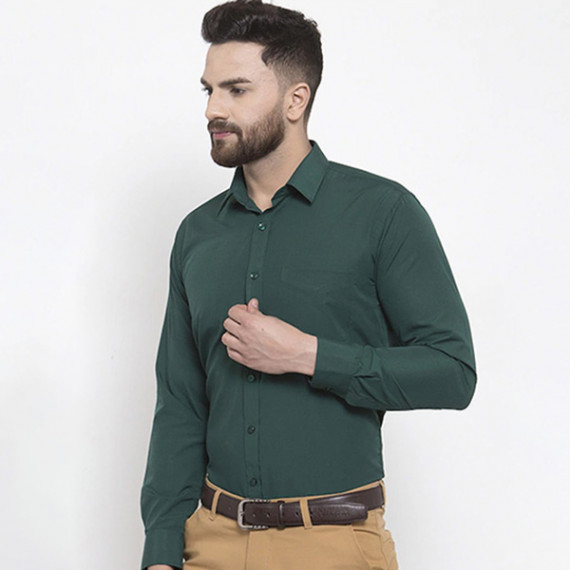 http://35.154.202.155/products/men-green-slim-fit-solid-formal-shirt
