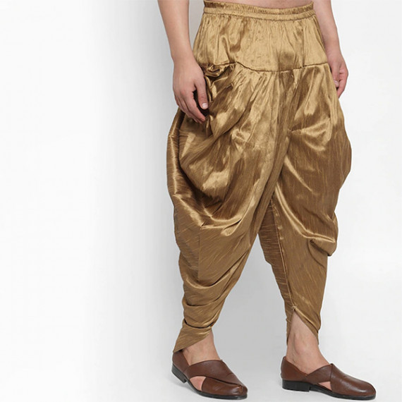 http://35.154.202.155/products/men-gold-toned-solid-silk-dhotis
