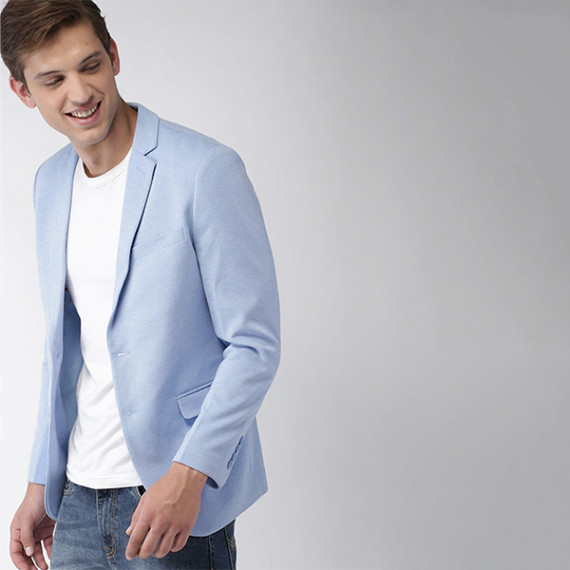 http://35.154.202.155/products/men-blue-solid-single-breasted-knitted-blazer