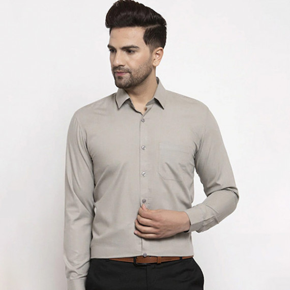 http://35.154.202.155/products/men-grey-smart-regular-fit-solid-formal-shirt