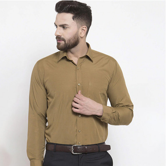 http://35.154.202.155/products/men-khaki-slim-fit-solid-formal-shirt