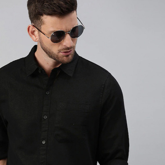 http://35.154.202.155/products/men-black-slim-fit-cotton-casual-shirt