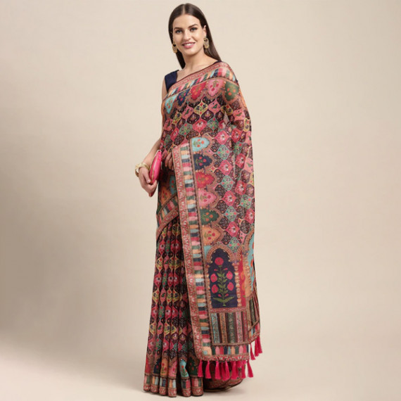 http://35.154.202.155/products/peach-coloured-multicoloured-kalamkari-sequinned-linen-blend-block-print-saree